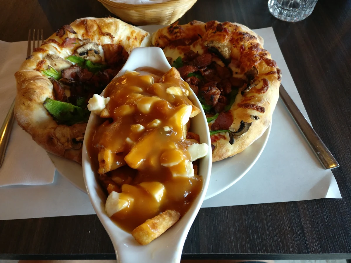 Pizza Poutine