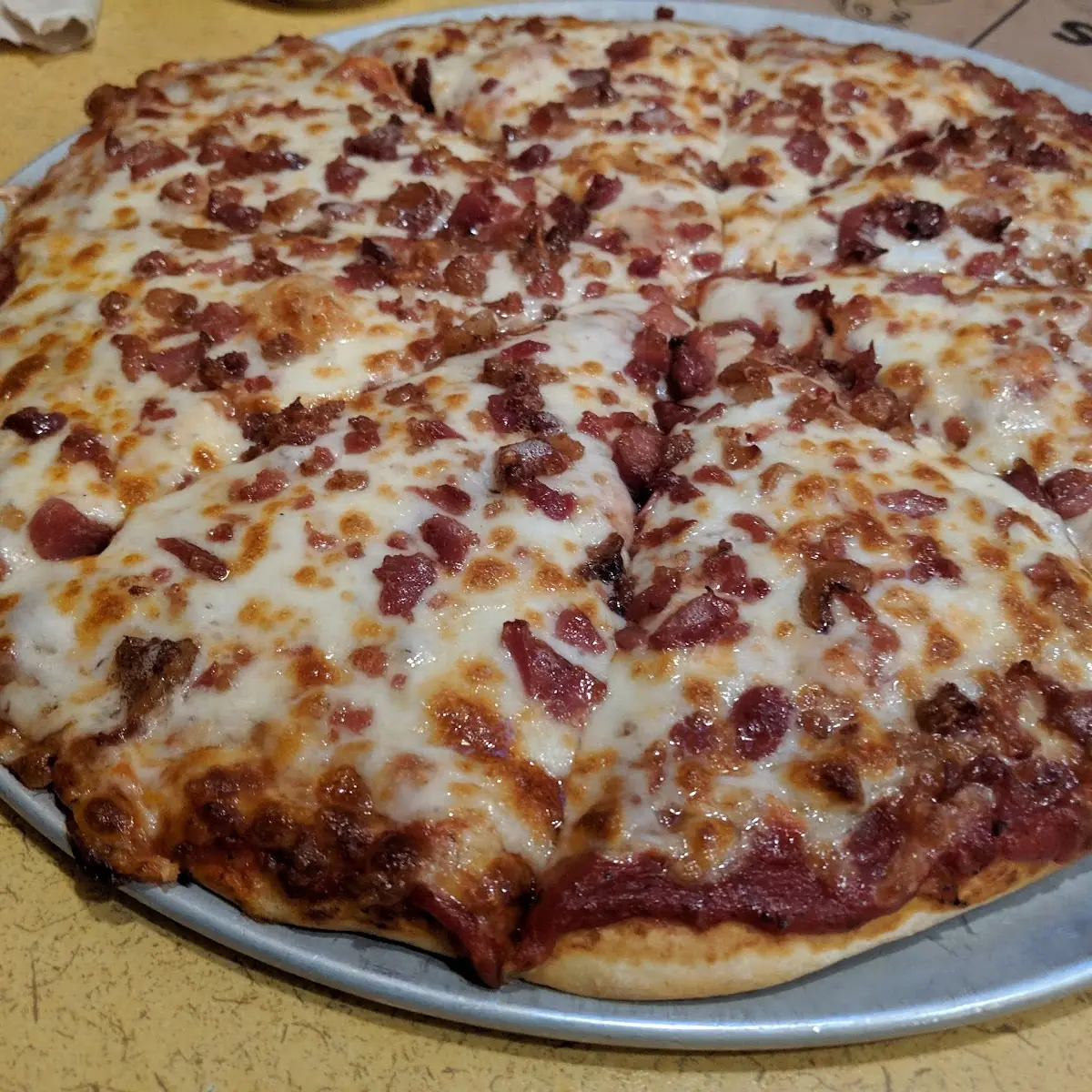 Bacon and Extra Cheese Pizza with Traditional Crust
