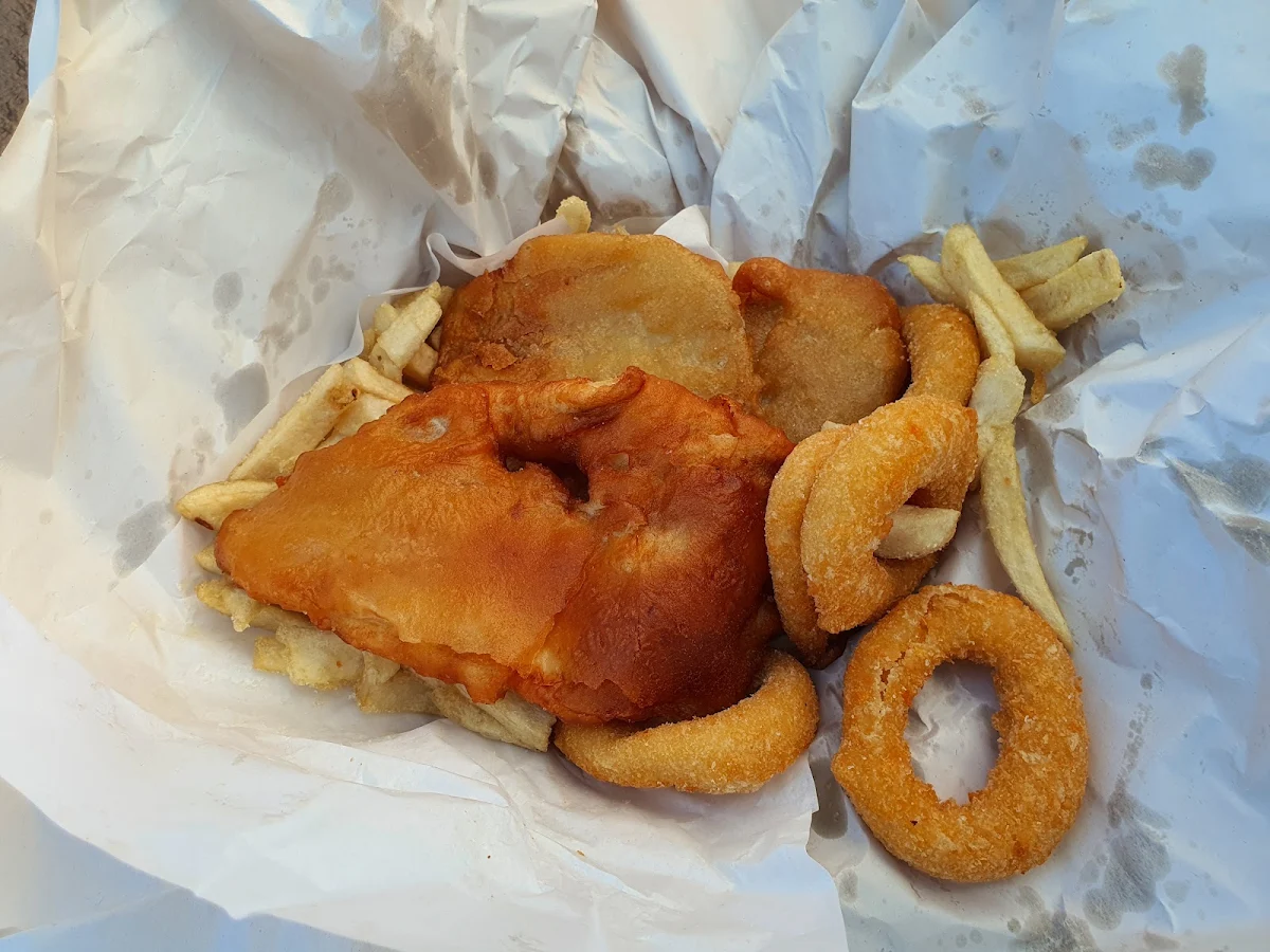Highlights, Alex's Fish and Chips and Take Away Food