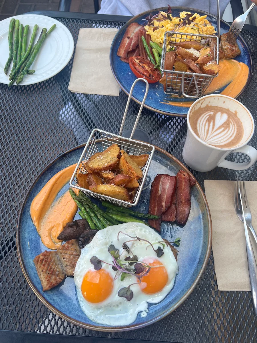 White Hat Big Breakfast