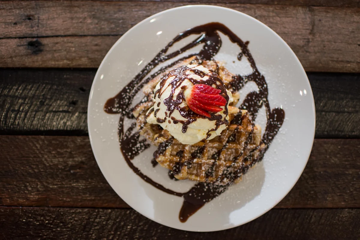 Highlights, Arizona Cafe & Grill
