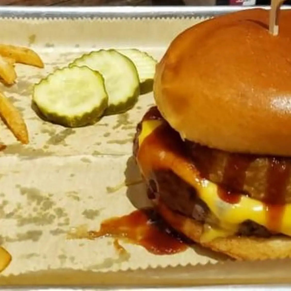 BBQ Burger with Cheese