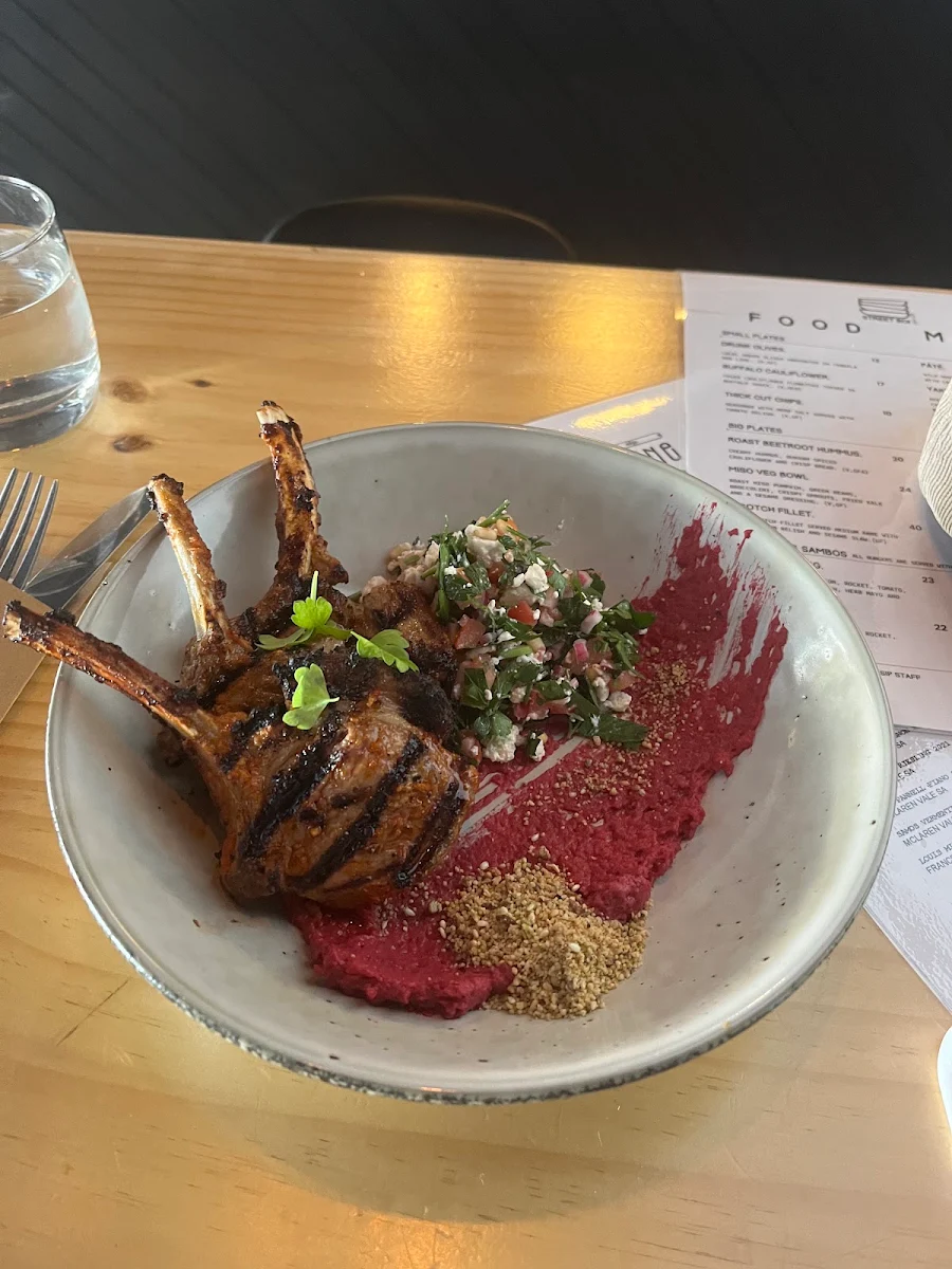 Highlights, sip. cocktail bar & eatery