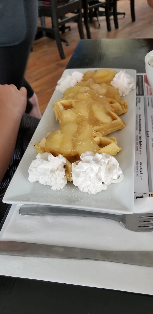 Highlights, Tilly's By The Bay Café & Bakery