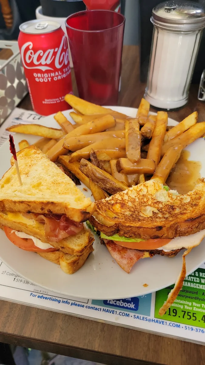 Highlights, Tilly's By The Bay Café & Bakery