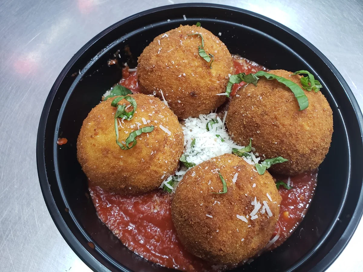 Arancini Balls 4 pcs, Pizzeria King