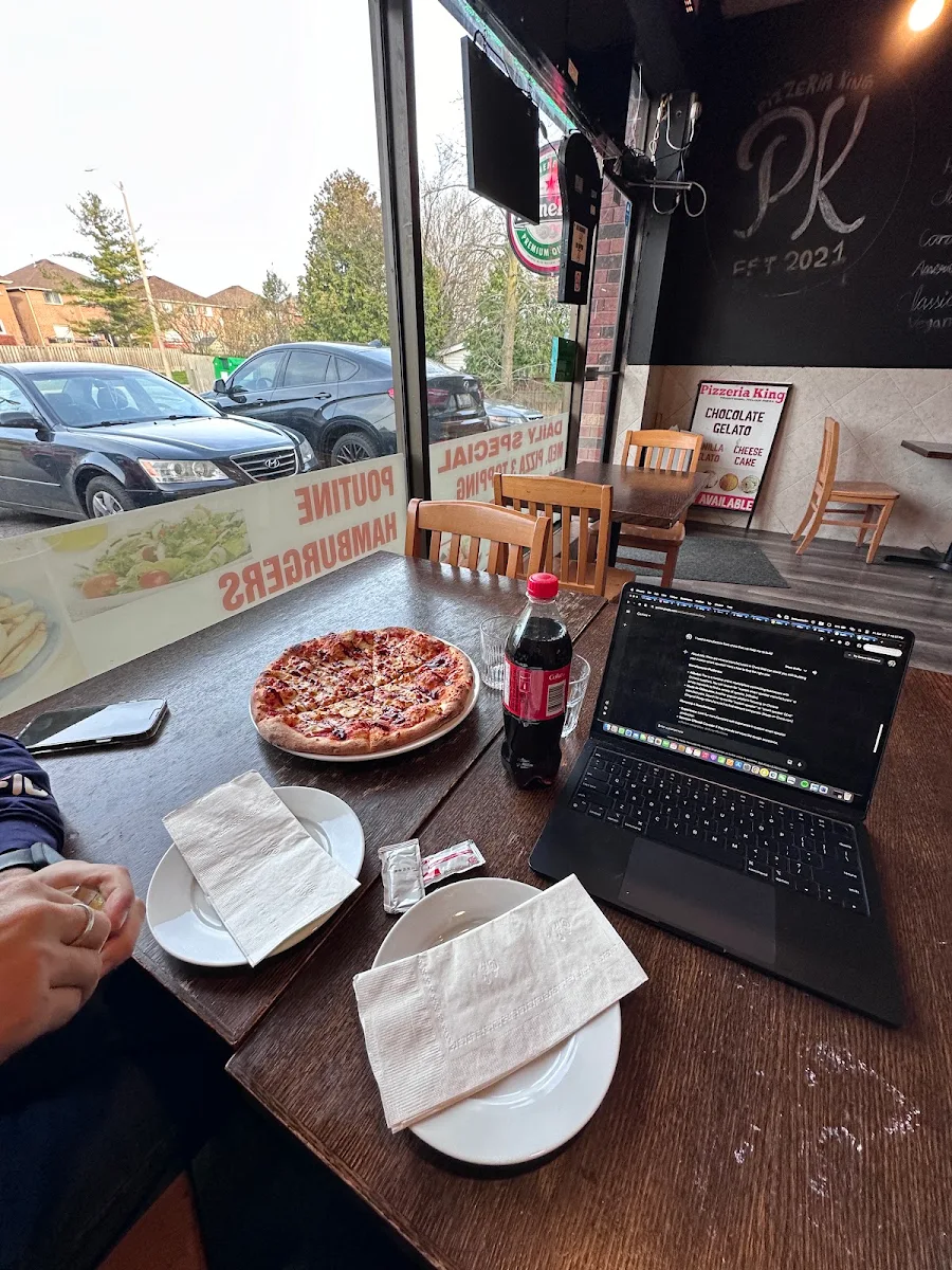 BBQ Chicken Pizza, Pizzeria King