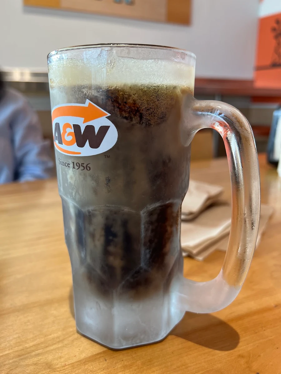 Root Beer in a Frosted Glass, A&W Canada