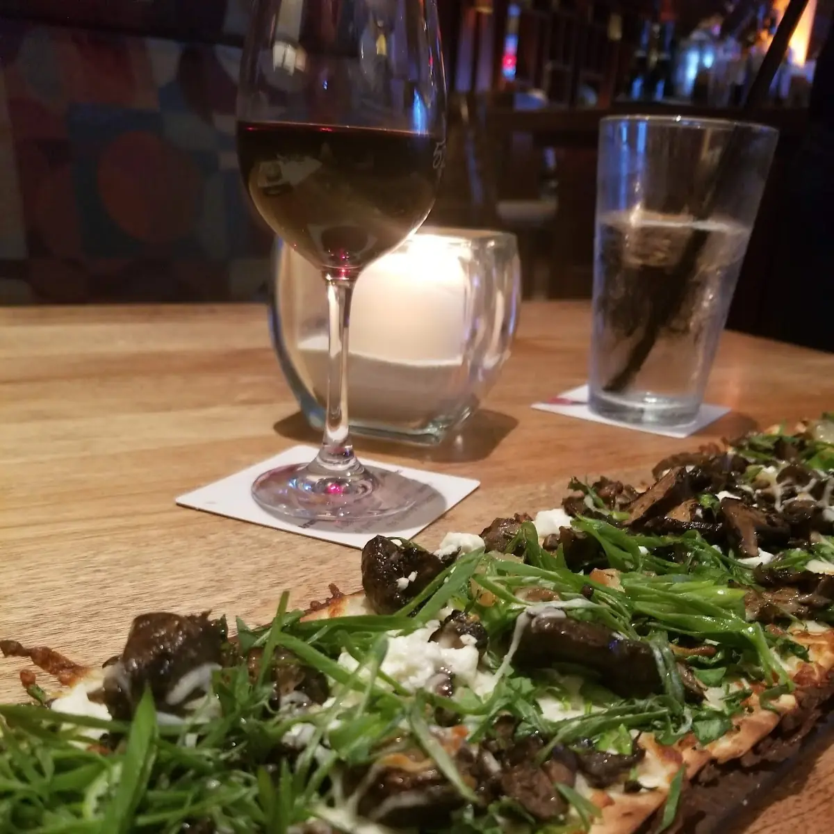 Roma Tomato Basil Flat Bread