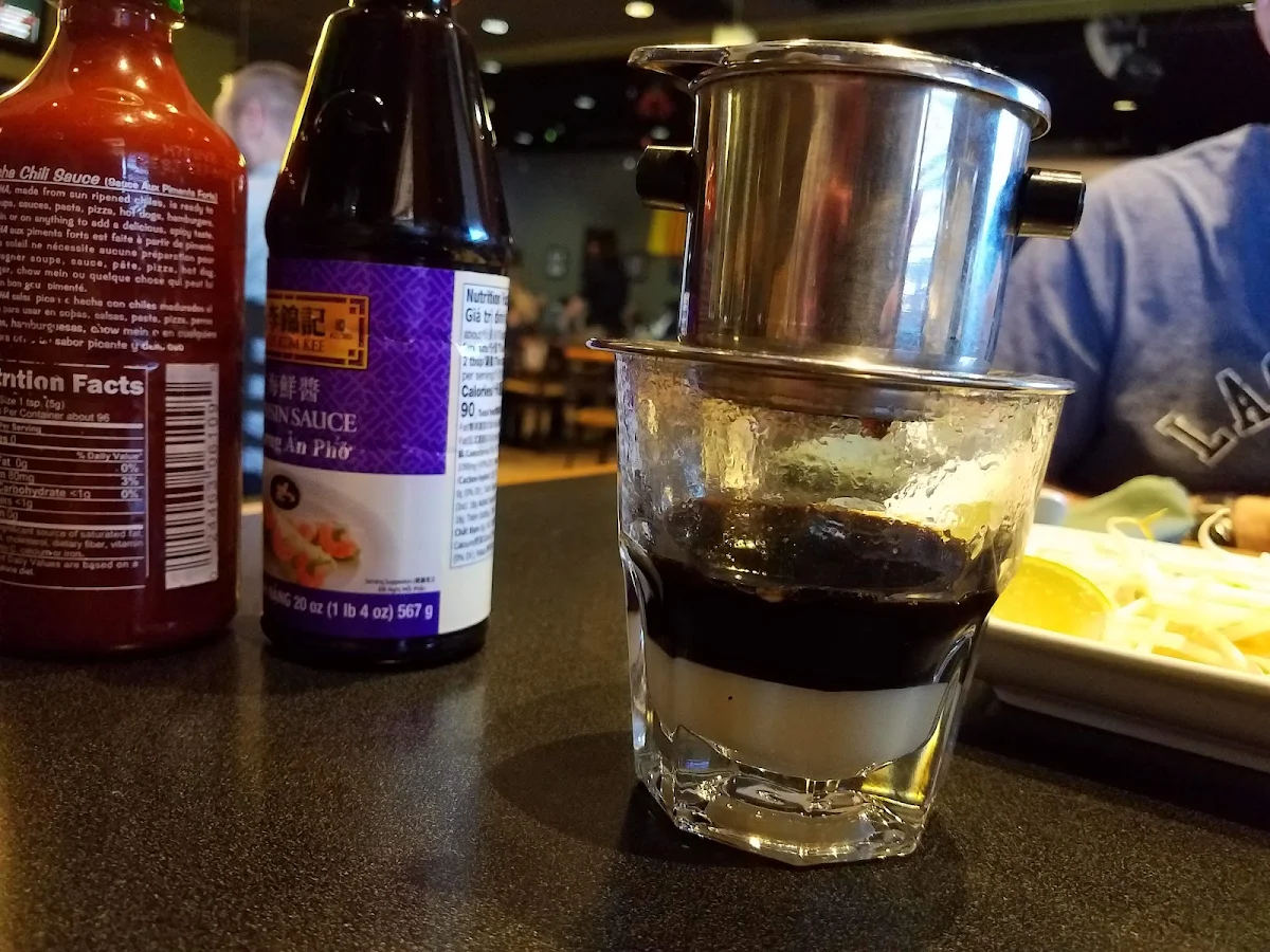 Cà Phê Sữa Đá Vietnamese Iced Coffee