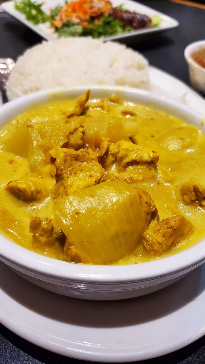 Cơm CÀ RI GÀ Curry Chicken Rice Plate