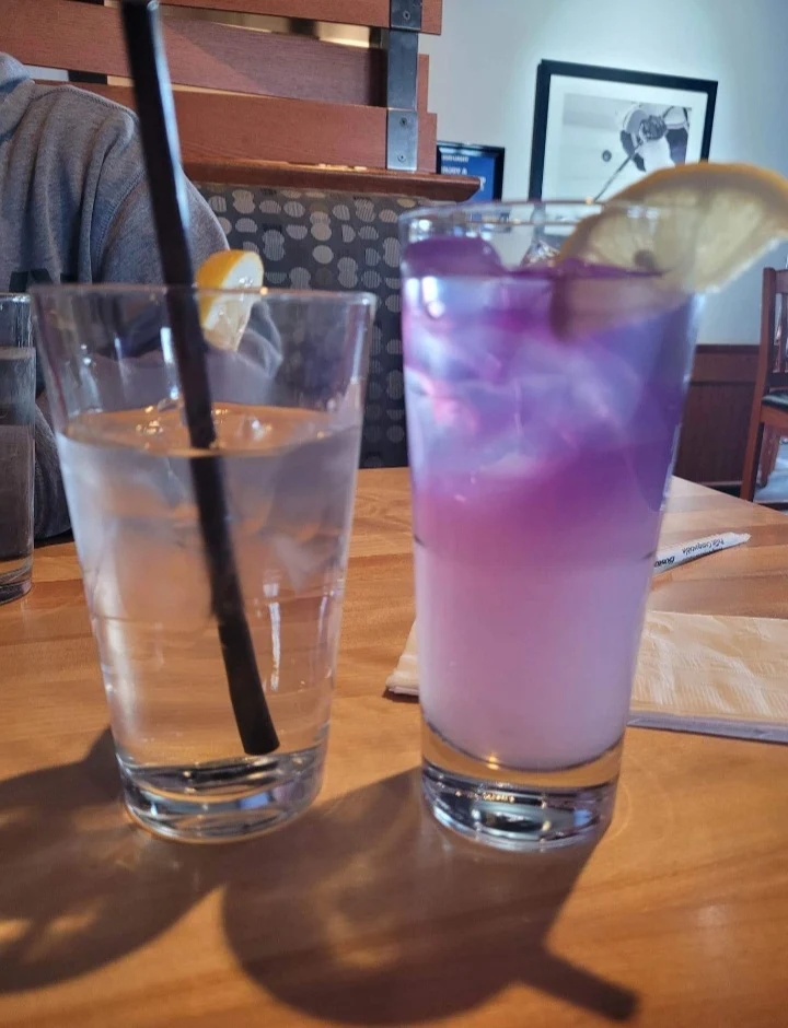 Unicorn Lemonade, Boston Pizza