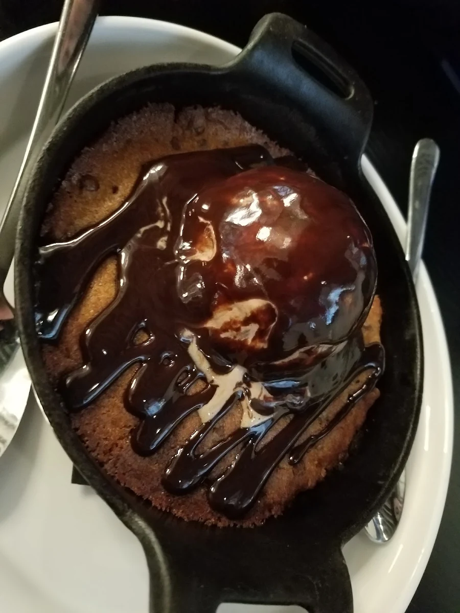 Cast Iron Chocolate Chip Cookie Sundae