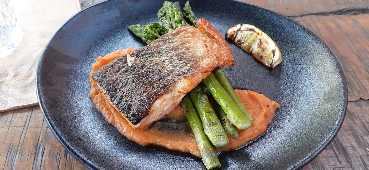 Salmon Main, The Amazing Grace