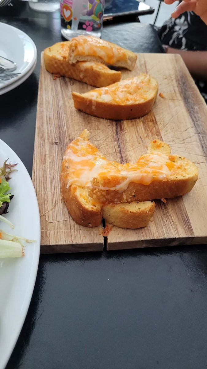 Garlic Bread with Cheese, 2 Rivers Smokehouse