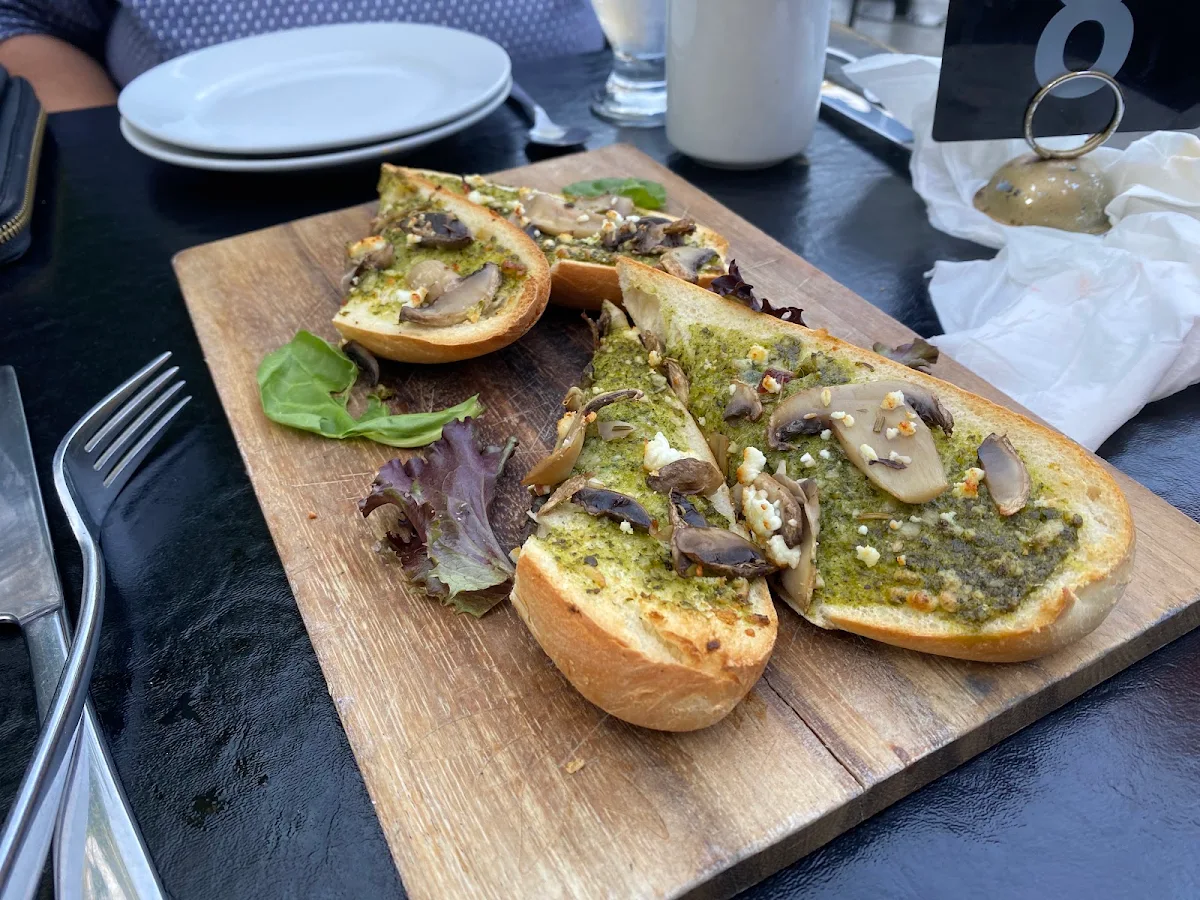 Mushroom Bruschetta, 2 Rivers Smokehouse