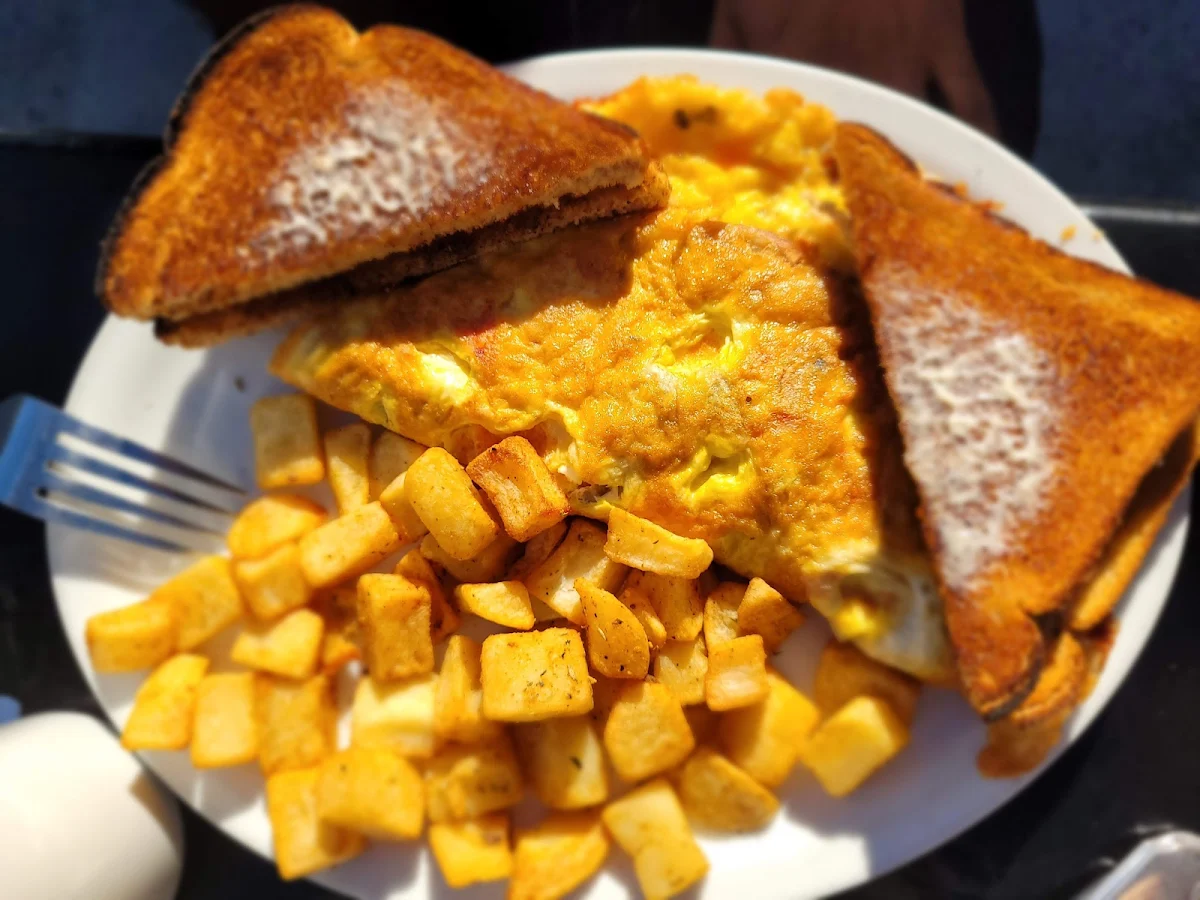 Omelette, 2 Rivers Smokehouse
