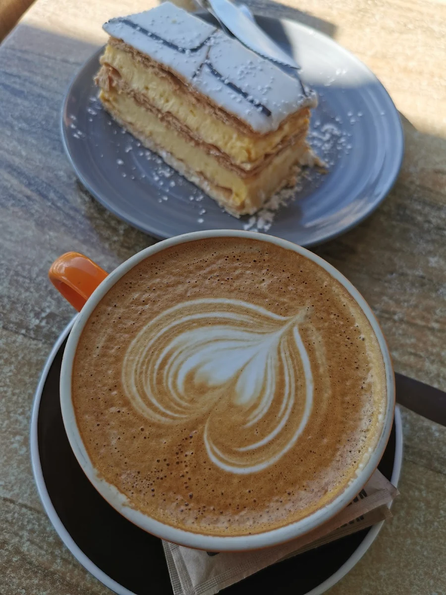 Highlights, Caffe Cherry Beans Bonnyrigg