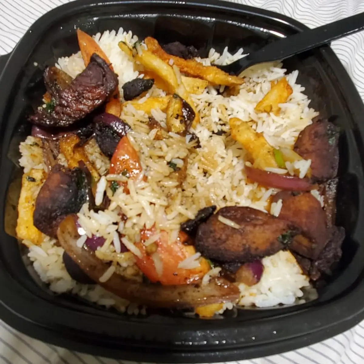 Lomo Saltado