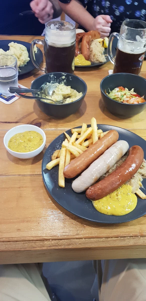 German Sausage Platter w Honey Mustard