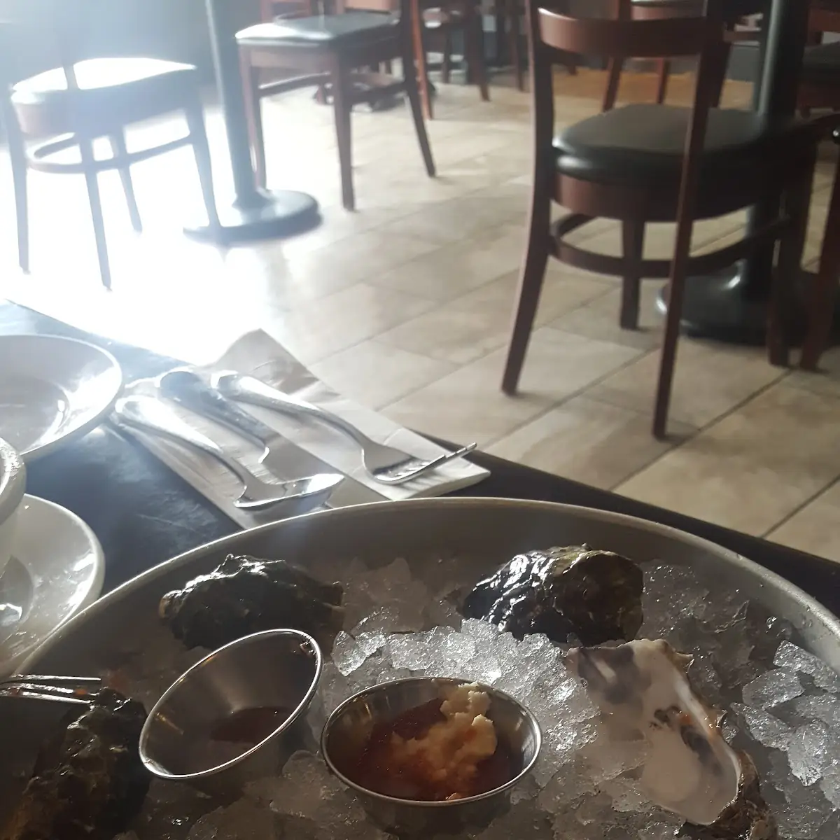 Happy Hour Oysters