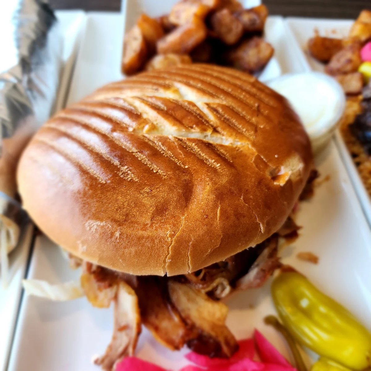 Pain Maison Ronde, Jim's Rotisserie & Shish Taouk