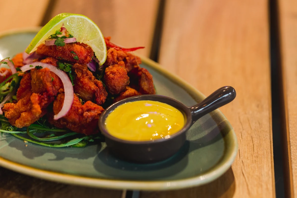 Chibba's Spiced Fried Chicken, Street Eats Eatery