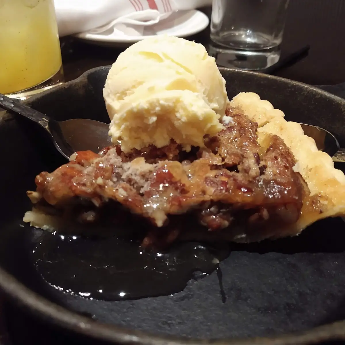 Homemade Pecan Pie