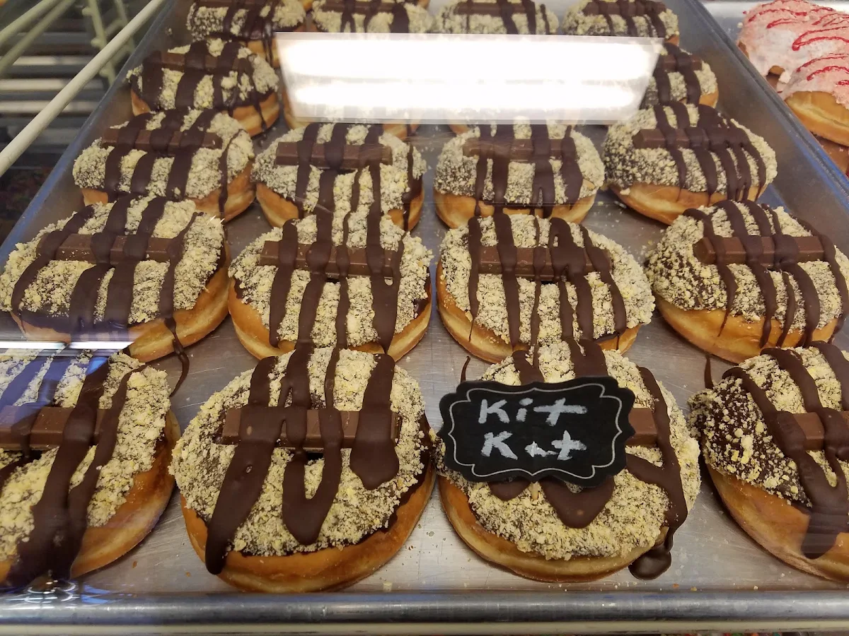 Kit Kat Donuts