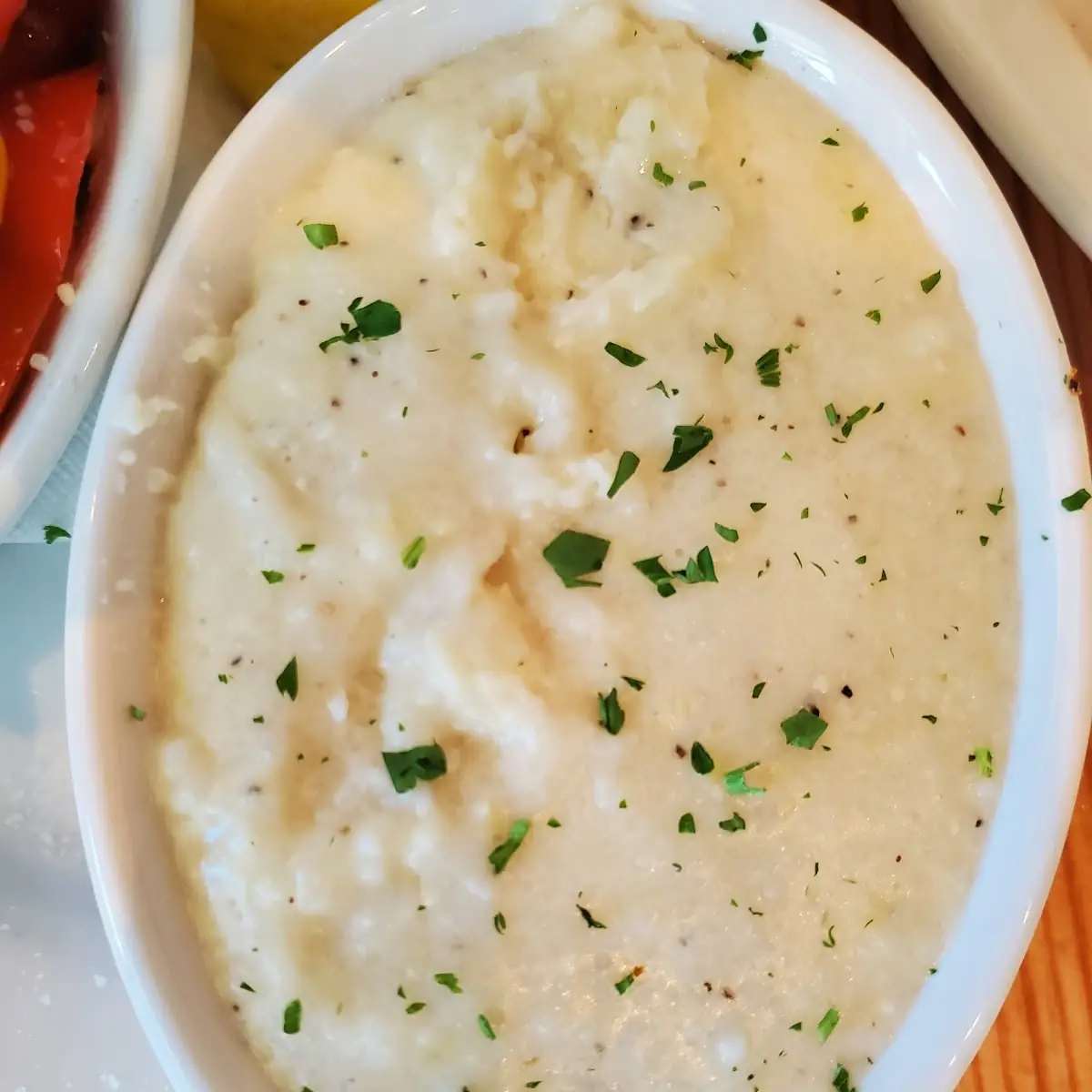 White Cheddar Cheese Grits
