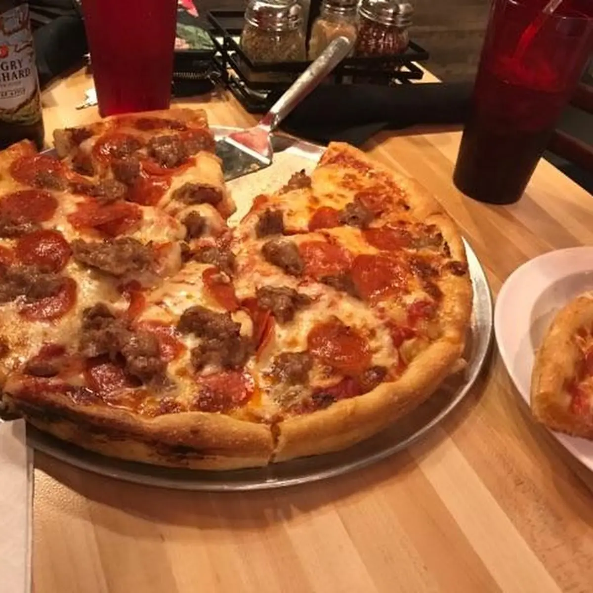 Sausage and Pepperoni Pan Pizza
