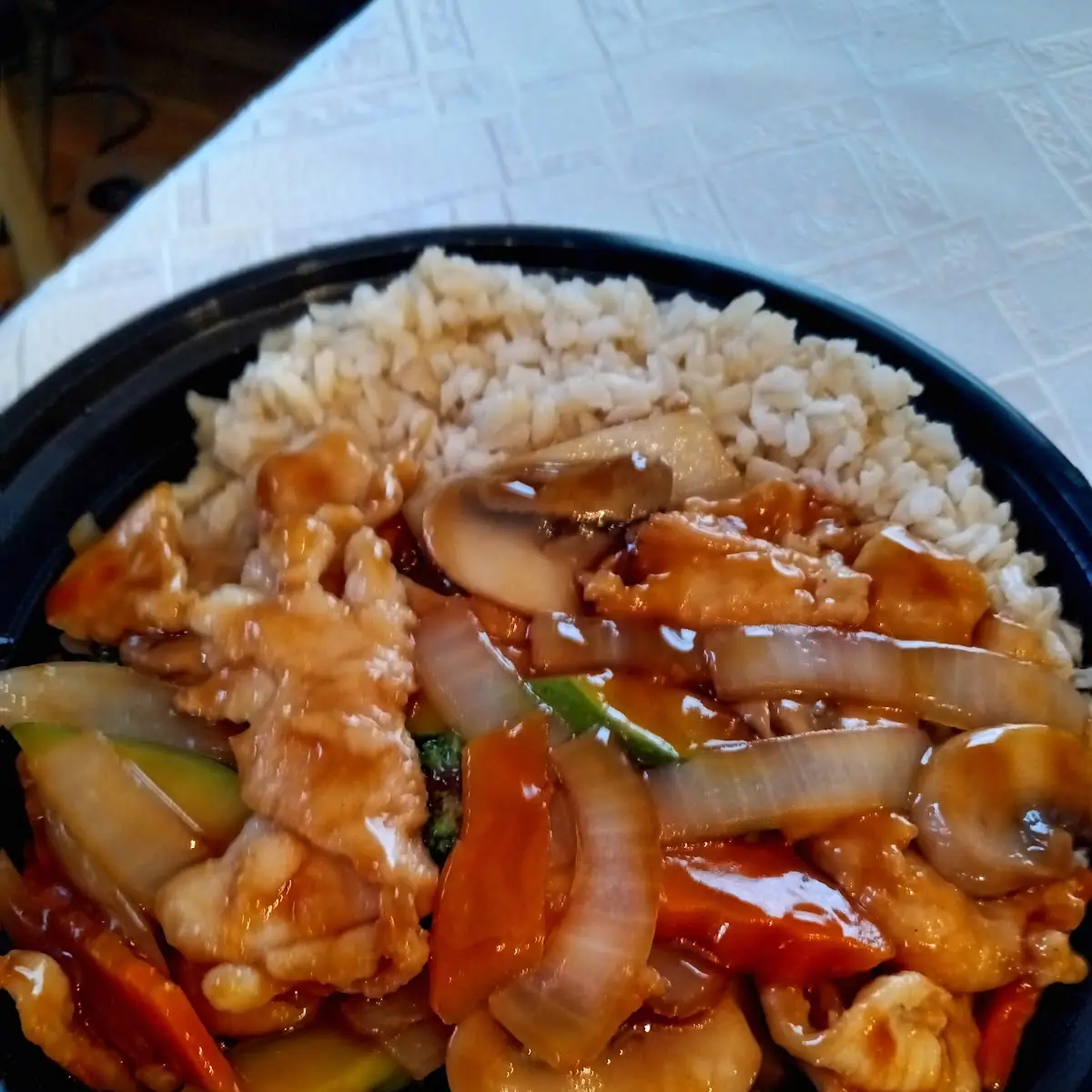 Chicken with Garlic Sauce