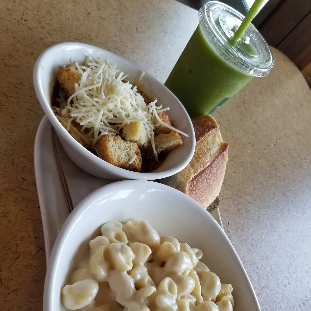 Signature Mac & Cheese Kids Meal