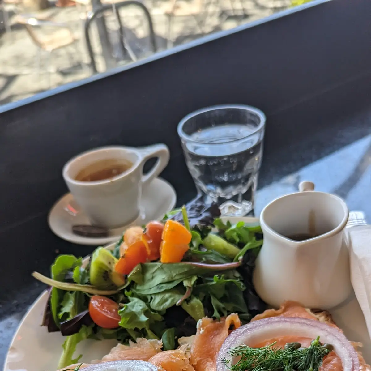 Lox Bagel with Side Salad