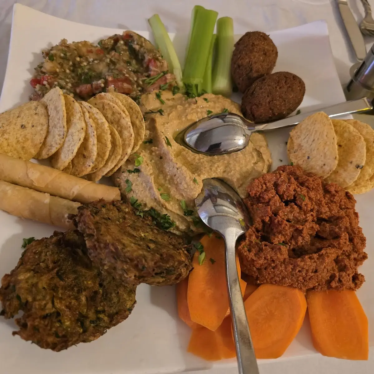 Mezze Combination Platter