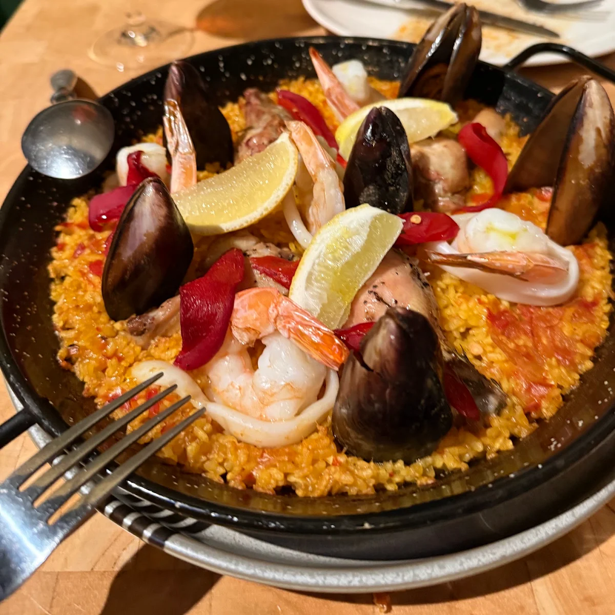 Paella, Balcon by Tapavino