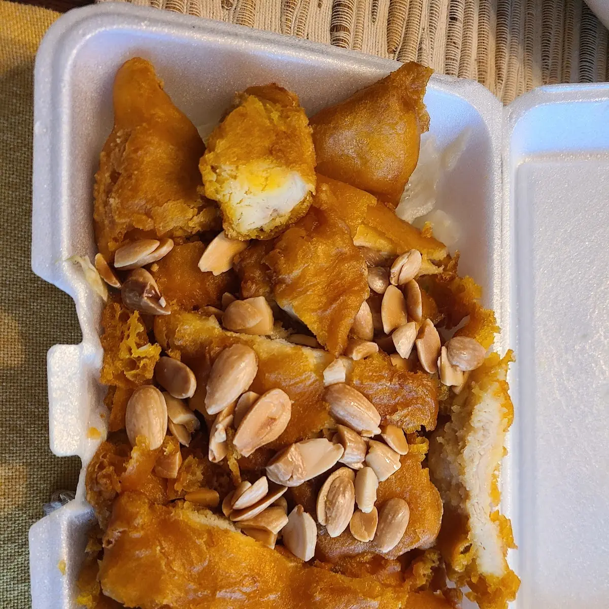 Almond Boneless Chicken