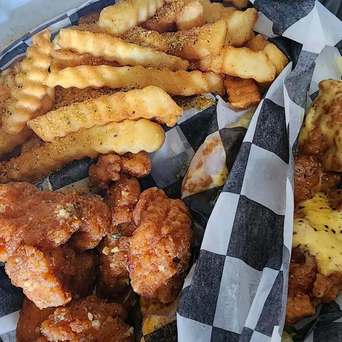 Boneless Wings Combo