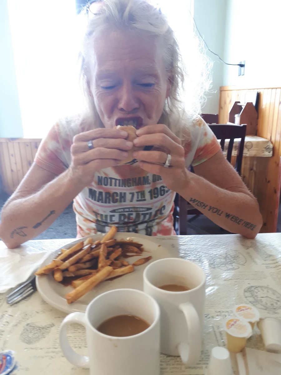 2 Cheeseburger Deluxe