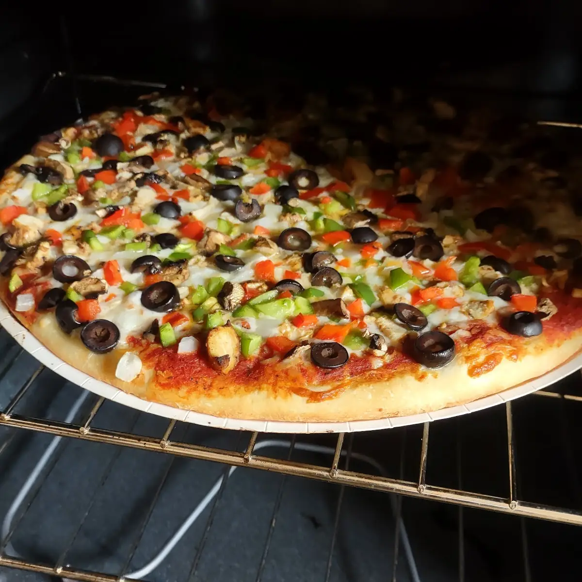 Cheese Pizza with Fridge Leftovers