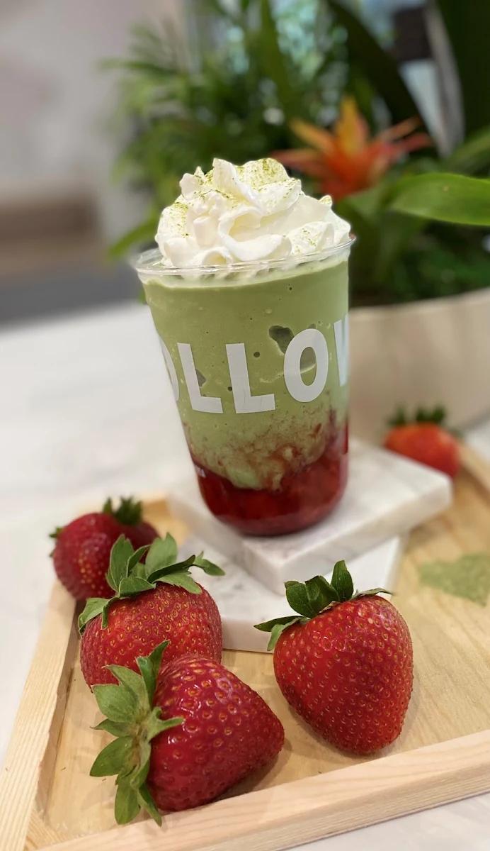 Matcha Strawberry Slush Medium