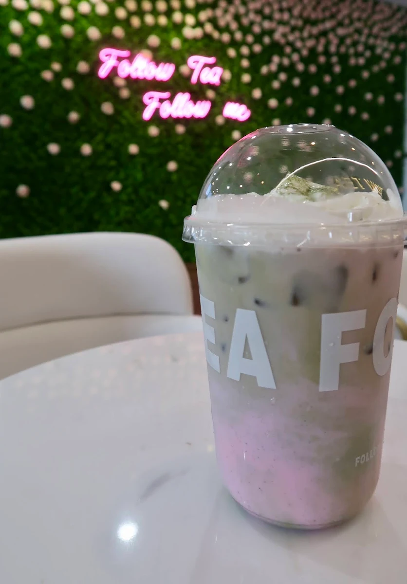 Sakura Matcha Latte Medium