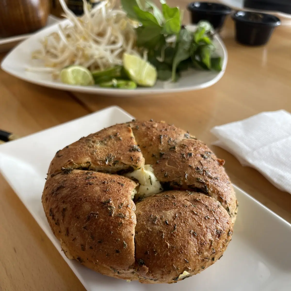 Garlic Bread - Bánh Mì Bơ Tỏi