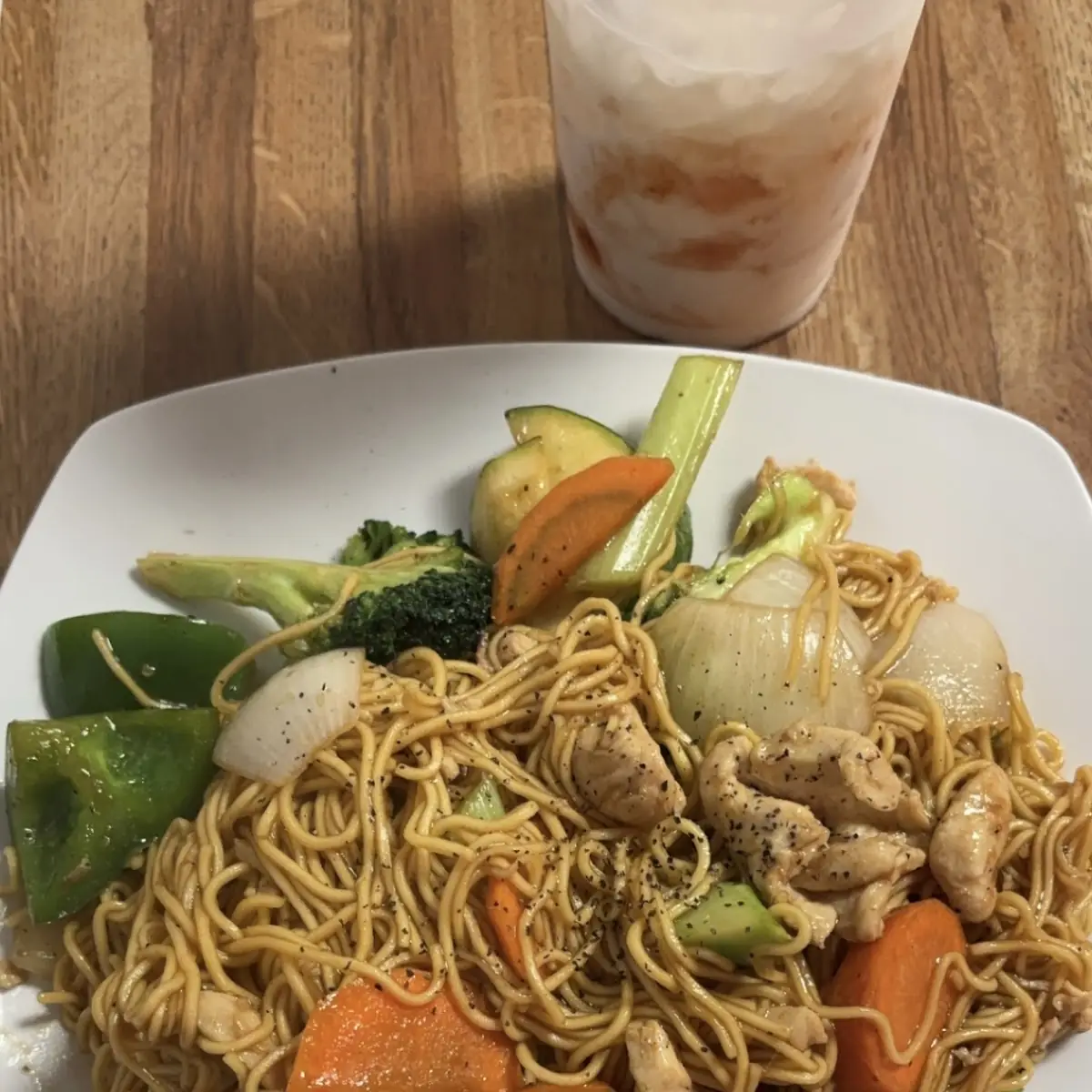 Shrimp Stir-Fry Egg Noodle - MÌ Xào Tôm