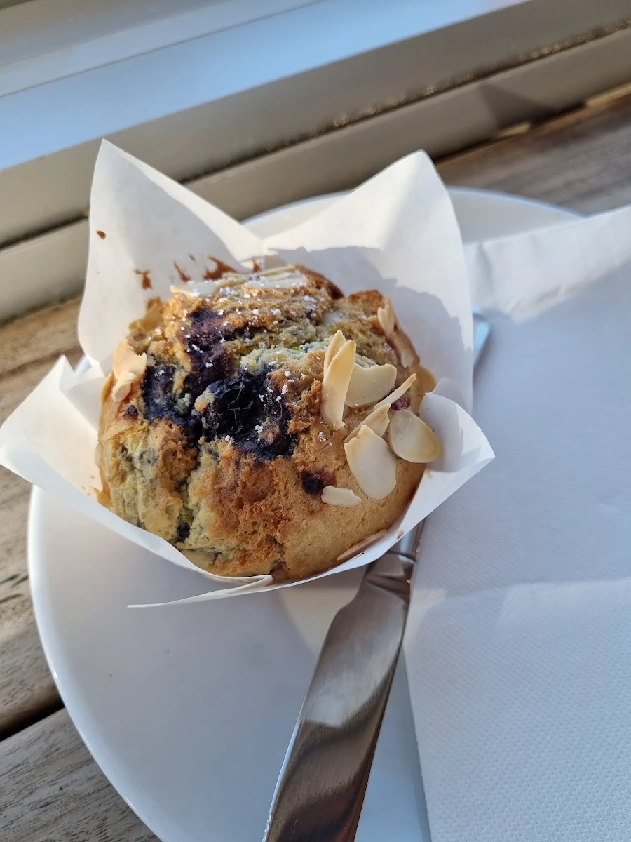 Muffins, Pavilion Cafe & Bar
