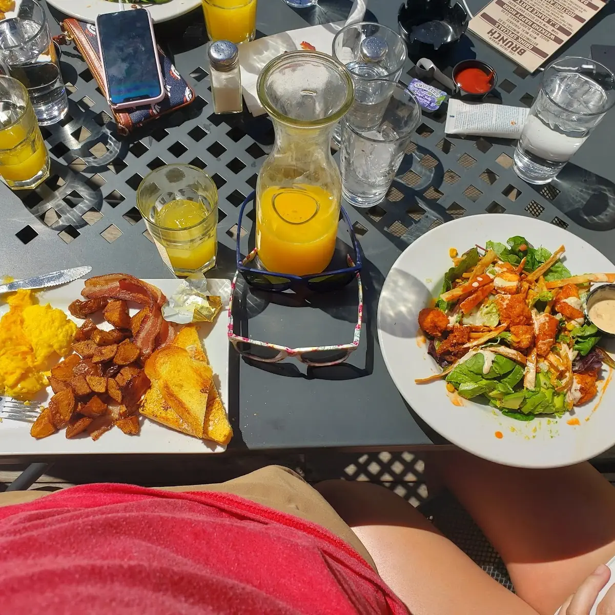 Bottomless Mimosas with Meal Purchase