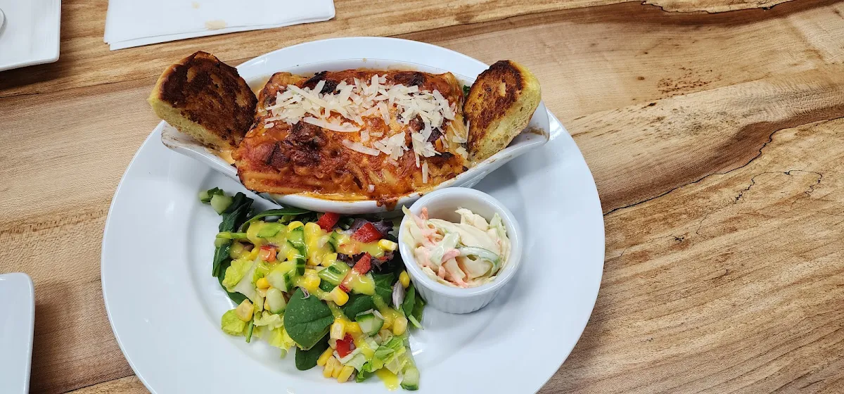 Highlights, Shannon's Kitchen and Irish Pub
