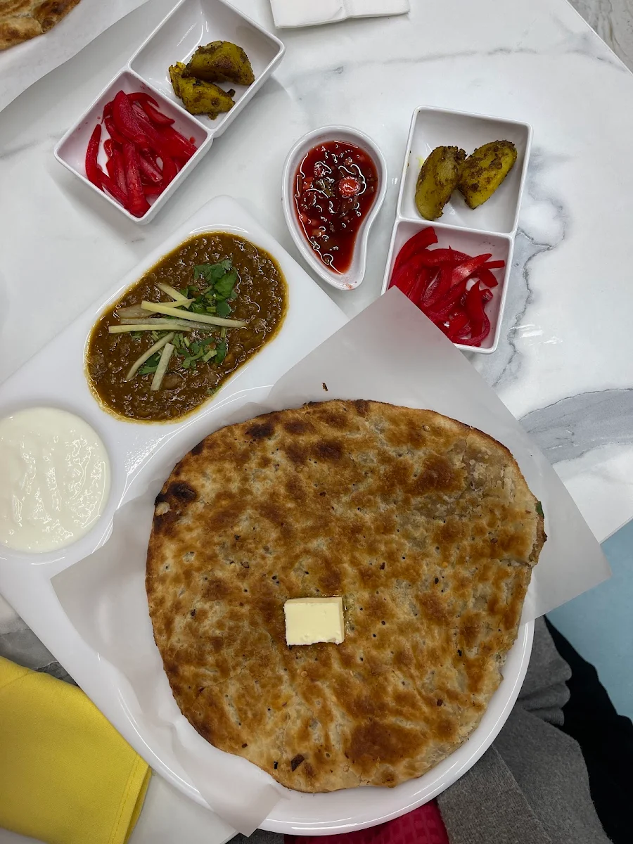Amritsari Kulcha, Shukrana Sweets and Restaurant