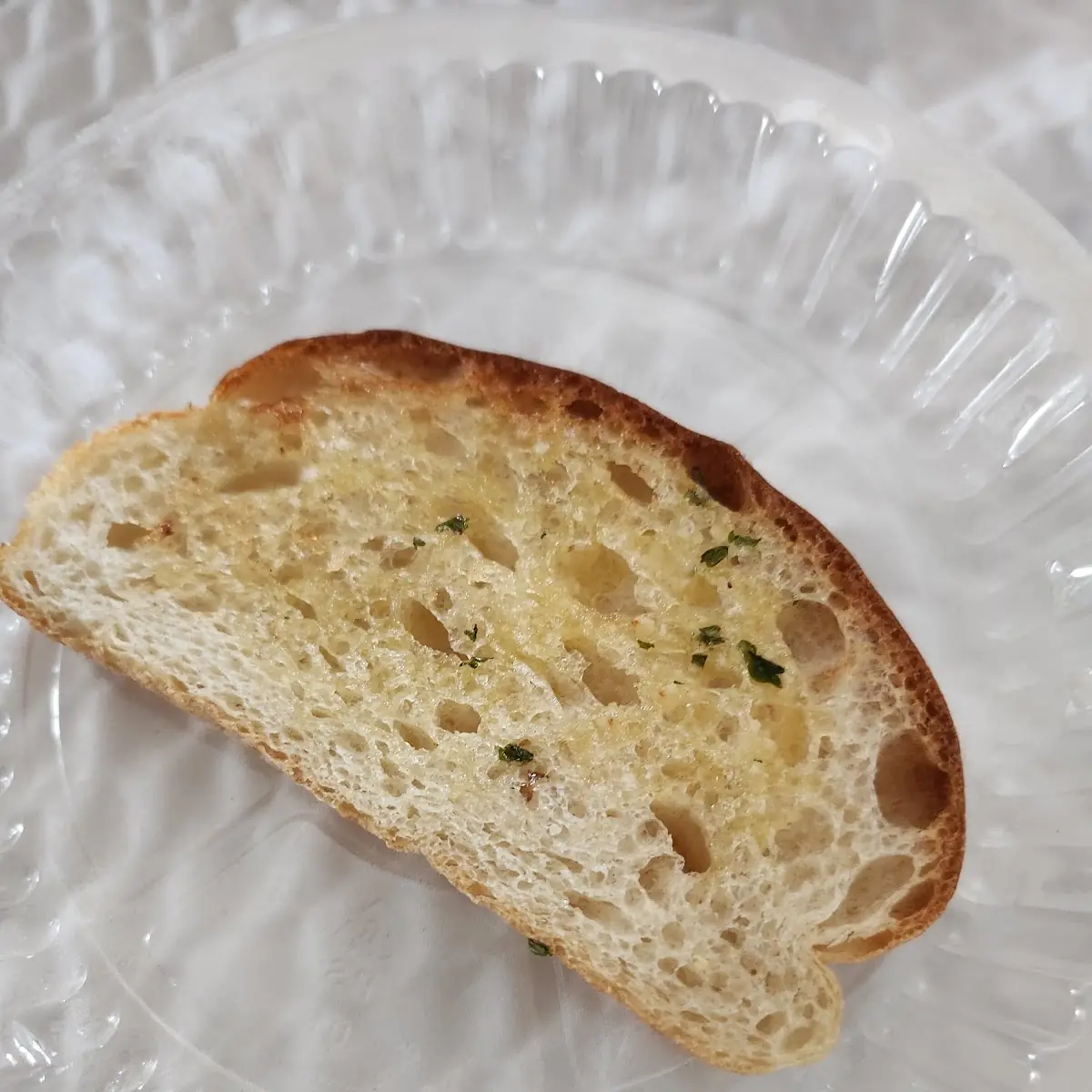 Basket of Garlic Bread 6