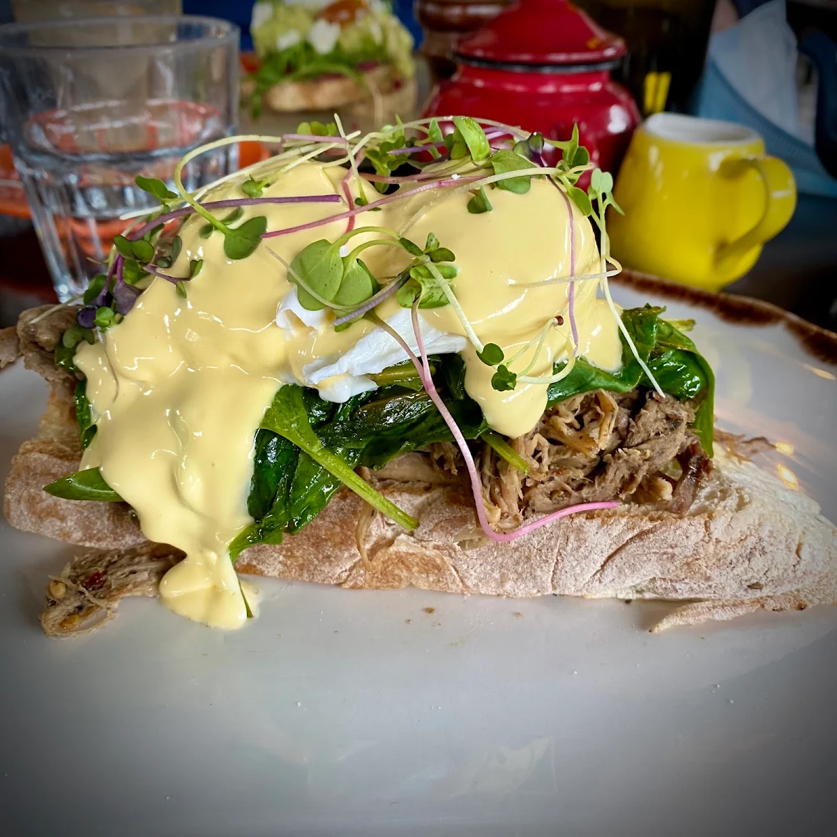 Eggs Benedict, Goat House
